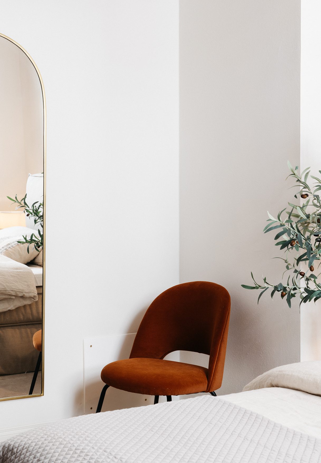 Appartement in Lucca met natuurlijke materialen en warm middaglicht